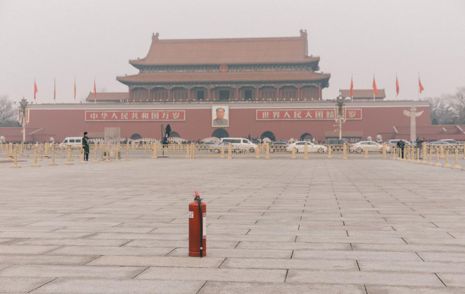 21 滅火器 extinguisher 2015年，天安門廣場(chǎng)上隨處可見的滅火器 拷貝