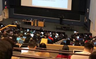 媒體評論：“蹭課”制度化當(dāng)不限于北大清華