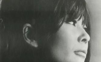 她是上海的女兒，也是倫敦最迷人的東方公主