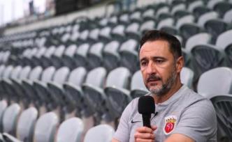 上港熱身賽全勝結(jié)束冬訓，佩雷拉新賽季志在冠軍