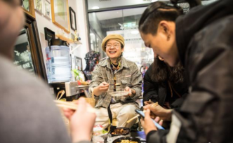 紋身特別費外賣？刺青師一周五天吃外賣 年夜飯也點外賣解決