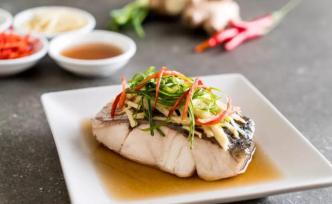 吃有些鱼会让人不舒服？什么鱼要特别小心呢？