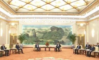 獨(dú)家視頻丨習(xí)近平：我相信，我們一定會(huì)戰(zhàn)勝這一次疫情！