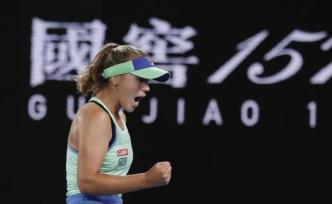 一黑到底！21岁新星肯宁击败穆古鲁扎，澳网女单夺冠