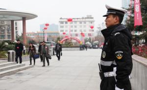 市民半夜被車(chē)輛報(bào)警器吵醒后求助，杭州暖心警察“無(wú)聲”出警