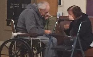 視頻｜同居62年加拿大老夫妻，因療養(yǎng)院床位不足分居8個(gè)月