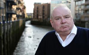 專(zhuān)訪：《倫敦傳》作者彼得?阿克羅伊德談寫(xiě)作及倫敦
