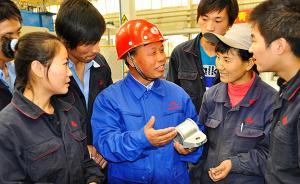 巨晓林任全总副主席之后：一年140场活动，仍喜欢被喊师傅