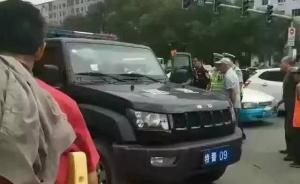 黑龍江警方回應巡邏車撞人致死：3輔警人車分離屬違規(guī)被停職