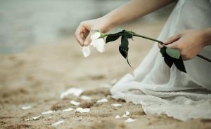 南海网：海南28岁伴娘婚宴上醉亡再敲婚俗警钟