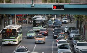 節(jié)日效應(yīng)疊加通勤客流，上海道路交通晚高峰提前至下午2點(diǎn)