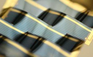 全球最薄柔性光伏电池韩国诞生，厚度为人类头发直径百分之一