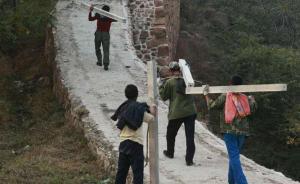 被認定修繕不當后，已遭抹平遼寧最美野長城將被鐵絲網(wǎng)圍起來