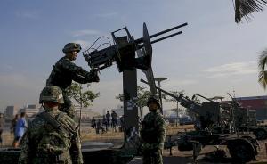 菲律賓或?qū)⑹状蜗蚨砹_斯購買武器，越南也欲購百輛坦克