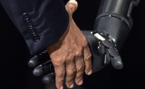 奧巴馬自稱“科學(xué)怪人”，投3億美元推動“腦計劃”等項目