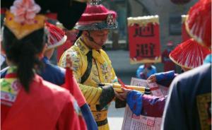 獎(jiǎng)房、獎(jiǎng)錢、獎(jiǎng)“圣旨皇詔”，各地獎(jiǎng)勵(lì)高考狀元出盡怪招