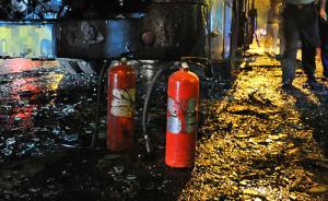 天津一輛公交車半路起火，市民稱司機一分鐘疏散十多名乘客