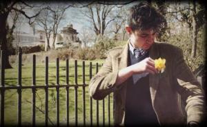 夜半歌聲丨跟他一起去夢(mèng)幻樂(lè)園吧