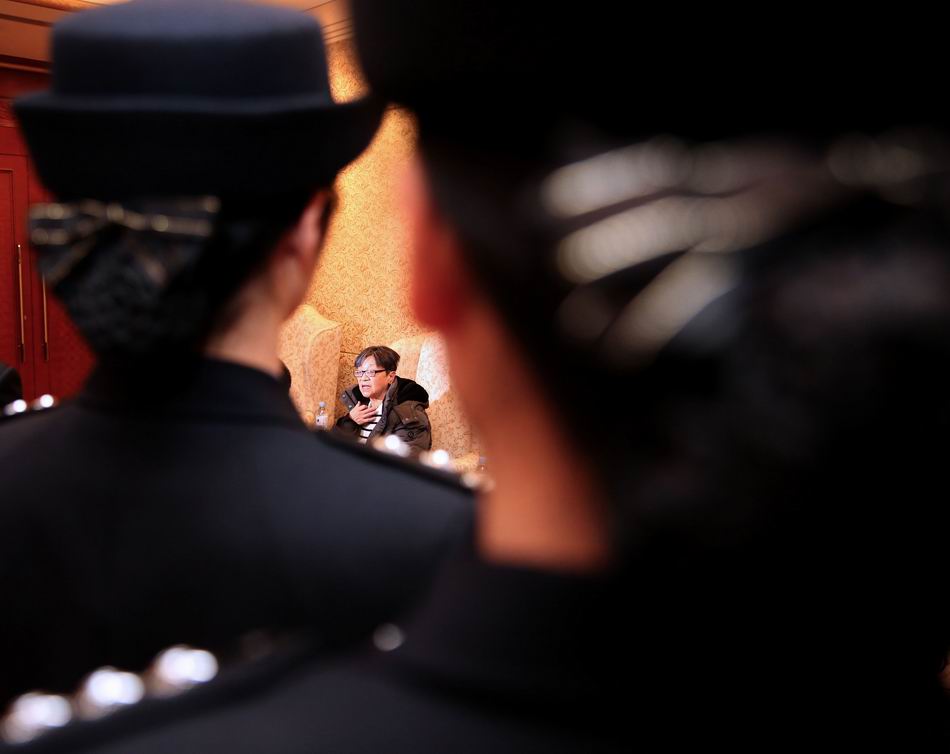 調(diào)整大小 1116AR46