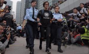 中國(guó)西藏網(wǎng)：何韻詩(shī)曬與達(dá)賴(lài)合影，被斥“支持藏獨(dú)”