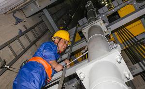 上海工匠｜金茂大厦和上海中心等地标建筑的电梯都是他装的