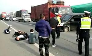 光明網(wǎng)：高速攔狗不僅會讓矛盾難以解決，還會讓中立者疲倦