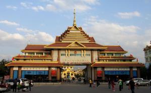 云南瑞麗發(fā)《邊境安全提示告知書》：居民應(yīng)暫時(shí)撤離危險(xiǎn)區(qū)域