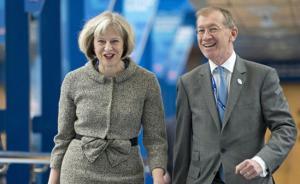 英媒揭秘新首相背后的男人：金融界成功人士，因共同喜好相戀
