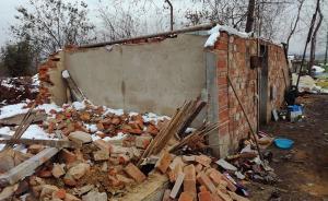 江苏沭阳一安置小区新房现裂缝：官方称合格，施工方称工期紧