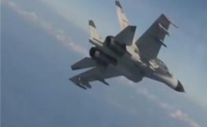 海军航空兵进行多型战机对抗空战：双方共出动战机近三十架次