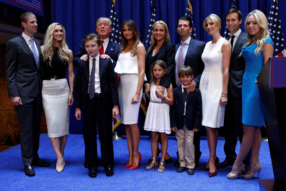 16-2016-11-08T051544Z_985411475_S1AEULPBSAAB_RTRMADP_3_USA-ELECTION