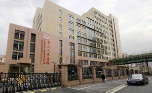 上海一整形醫(yī)生被患者爆料行為不當(dāng)：醫(yī)生報(bào)警，醫(yī)院?jiǎn)?dòng)調(diào)查