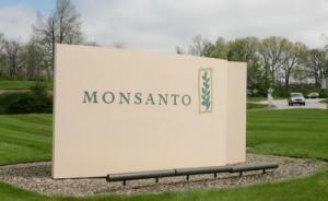 拜耳为收购孟山都加价至640亿美元，外加15亿美元分手费