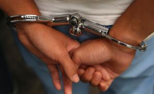 湖南鳳凰一男子入室同村村民家中強奸未遂，殺死三姐弟被抓獲