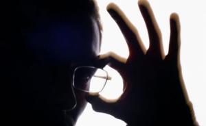 上海辟谣平台发布上月谣言榜：看手机会失明、睡硬床板害死人