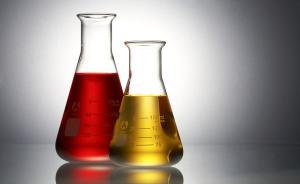 安徽一9歲女生實(shí)驗(yàn)課上因教師操作不慎被燒傷，學(xué)校被判全責(zé)