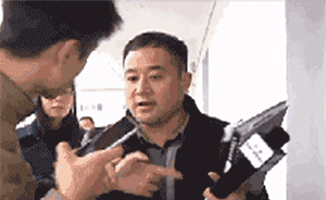 安徽南陵經(jīng)營(yíng)戶(hù)投訴水電不通，媒體采訪(fǎng)鎮(zhèn)政府卻遭搶攝像機(jī)