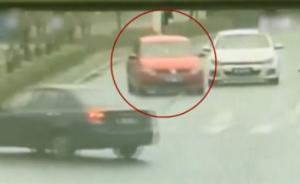 兩司機斗氣別車致6車追尾兩人傷