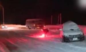 日本北海道一小型巴士發(fā)生撞車事故，11名中國游客輕傷