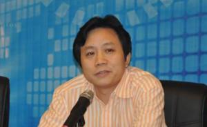 湖南日?qǐng)?bào)原副總編薛伯清涉4罪受審：被控行賄原社長(zhǎng)席間發(fā)錢