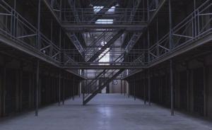 上海書評︱夜半長嘯，囚犯經歷了什么？