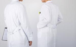 上海政协常委：公共卫生人才流失严重，建议完善投入机制