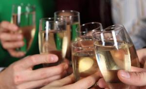 黨員過年吃喝前不妨想想這5條