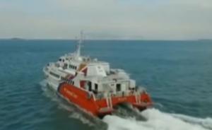 跨过一湾海峡,他们说过年要回家