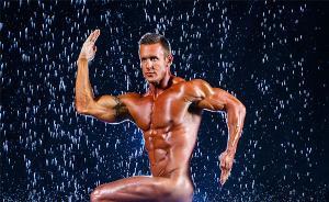 這是肌肉的頌歌，2017最新裸體肌肉大賞來啦