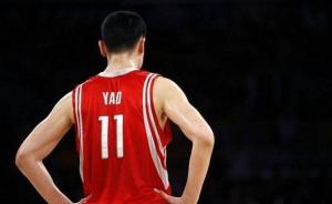 和这件球衣一起悬挂起的是我们的青春