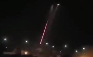 墨西哥军队直升机扫射毒贩