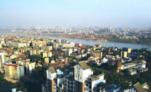 65歲湘潭市民5年提供六百“不文明”線索：相關(guān)部門都認我