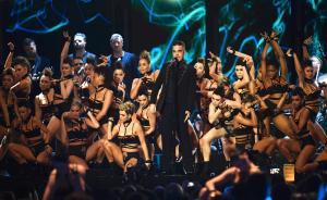 2017全英音乐奖，大奖都给了大卫·鲍伊