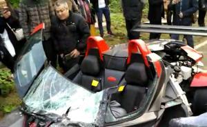 重庆汽配店员工驾百万X-Bow跑车撞路人和货车，车毁人亡